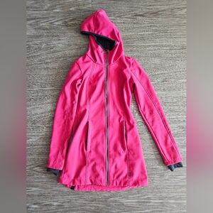 Bench Knee-lenght Softshell rain jacket - sz xs